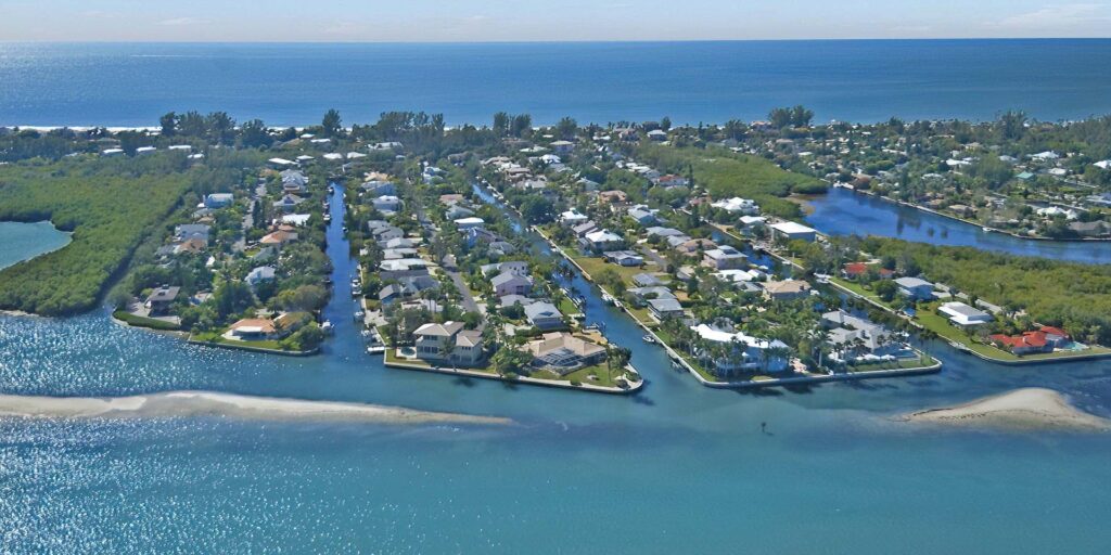 Sleep Lagoon canal homes