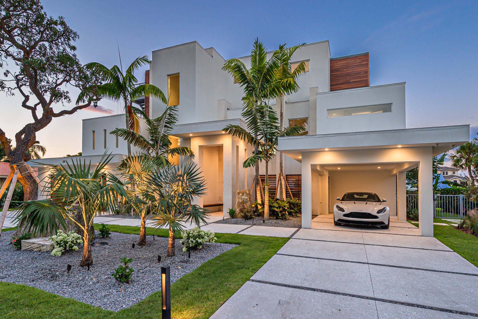 581 Kingfisher Ln Longboat Key