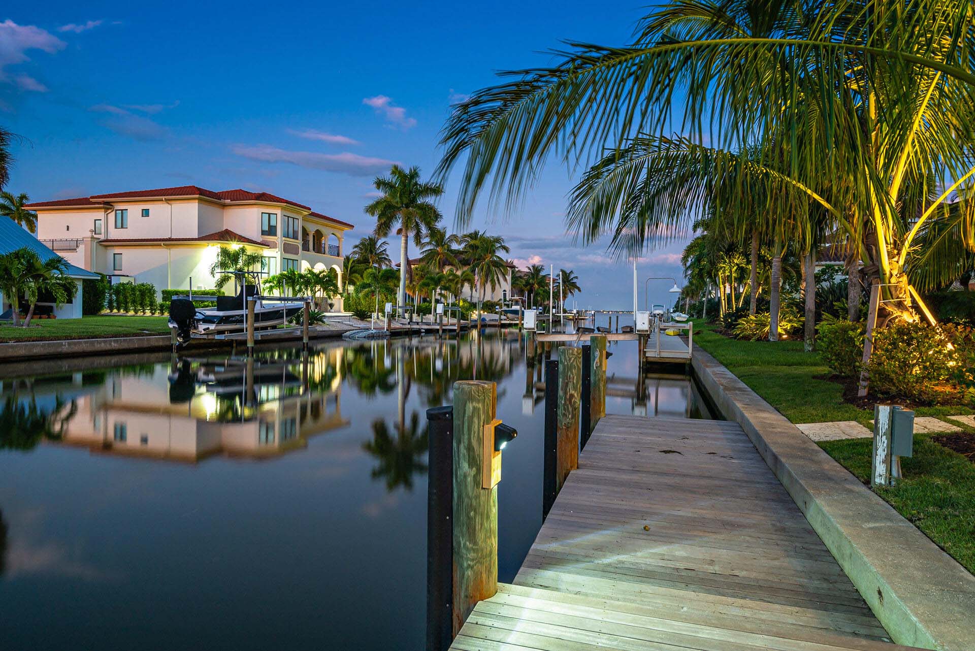 581 Kingfisher Ln Longboat Key view from dock