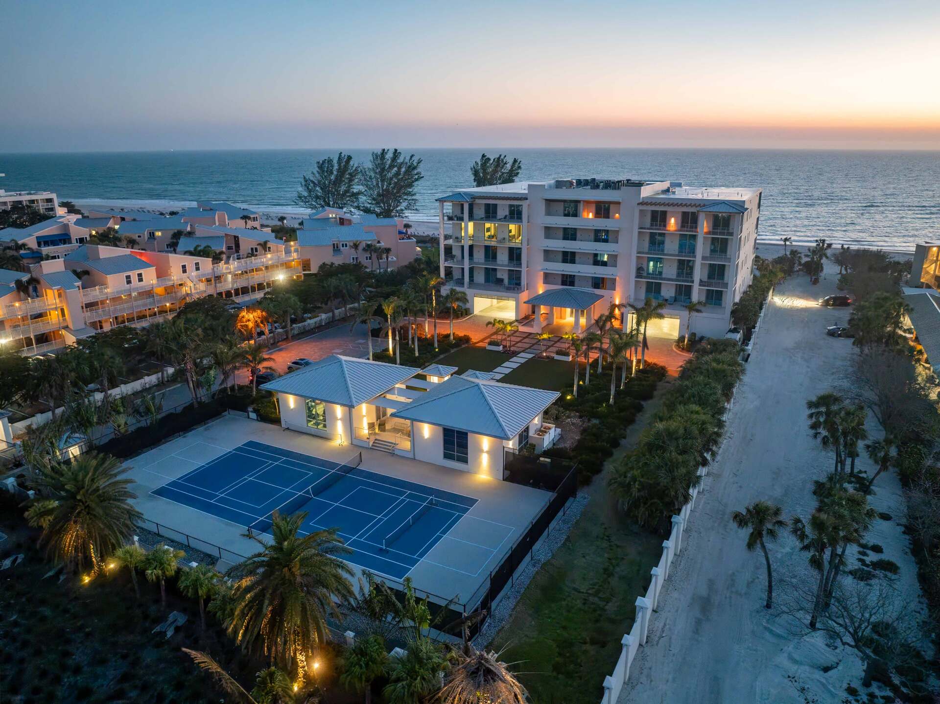 121 print 4765 gulf of mexico dr 202