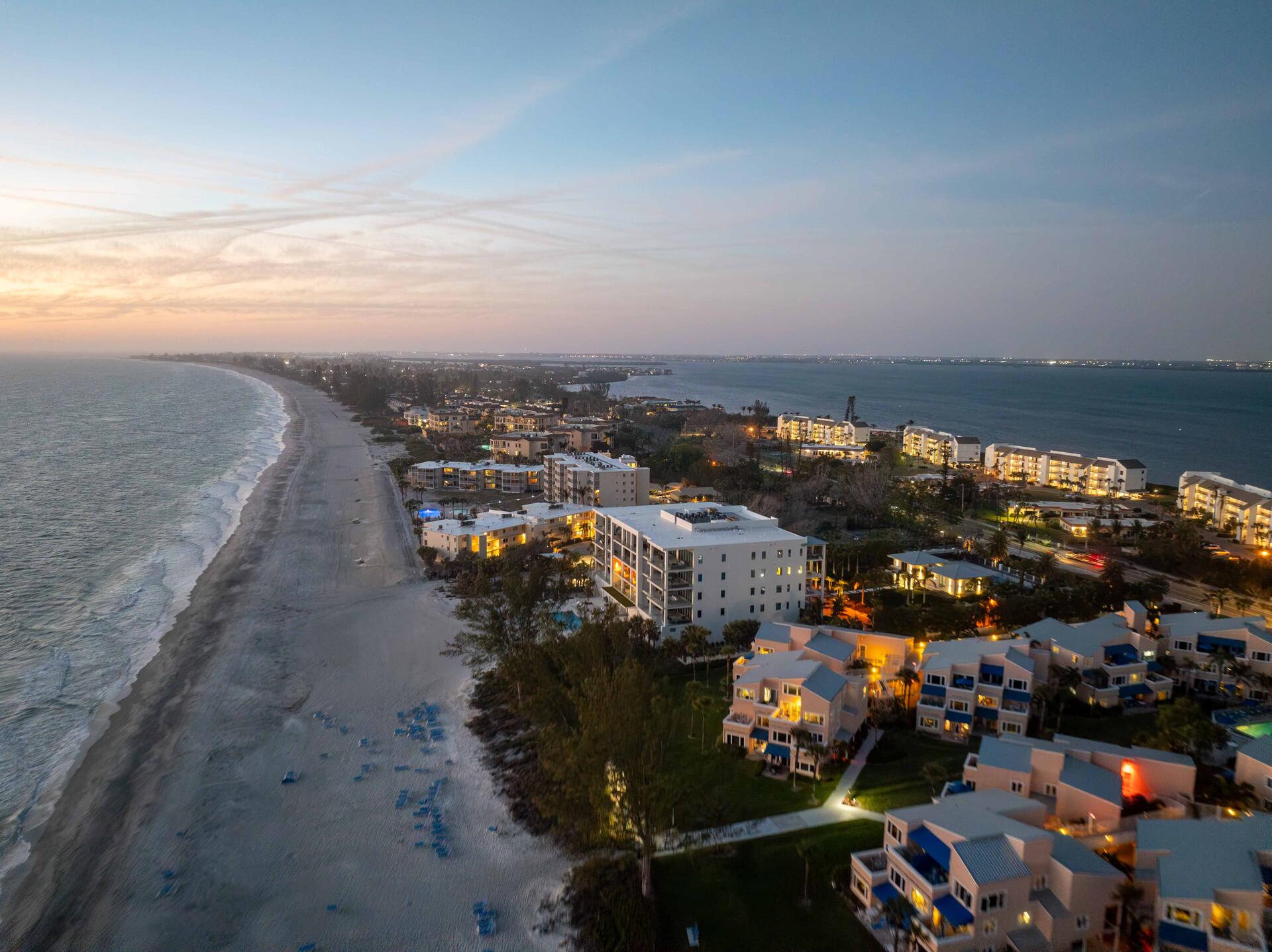 126 print 4765 gulf of mexico dr 202