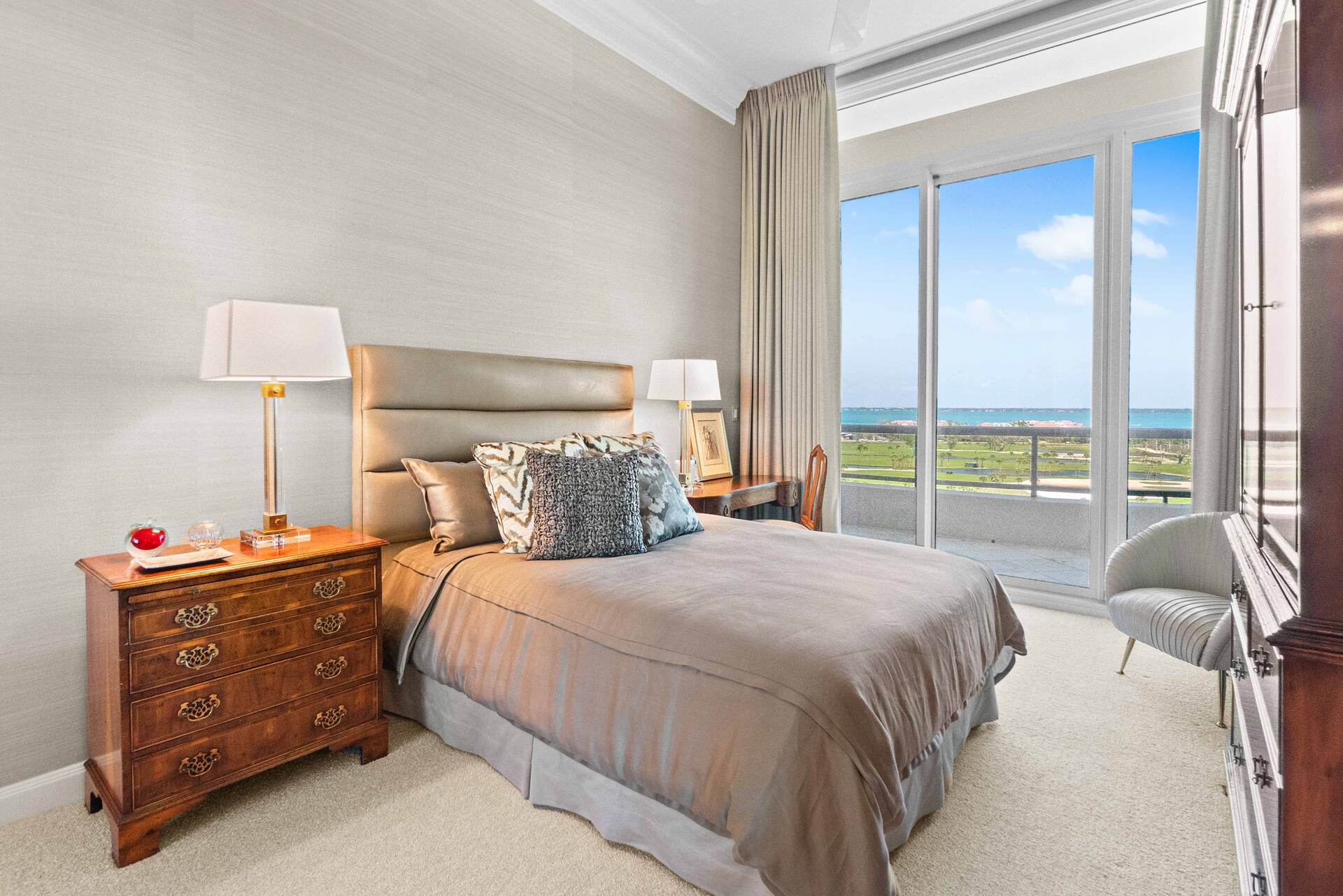 435 L Ambiance Dr H902 Longboat Key FL 34228 MLS A4646053 (10)