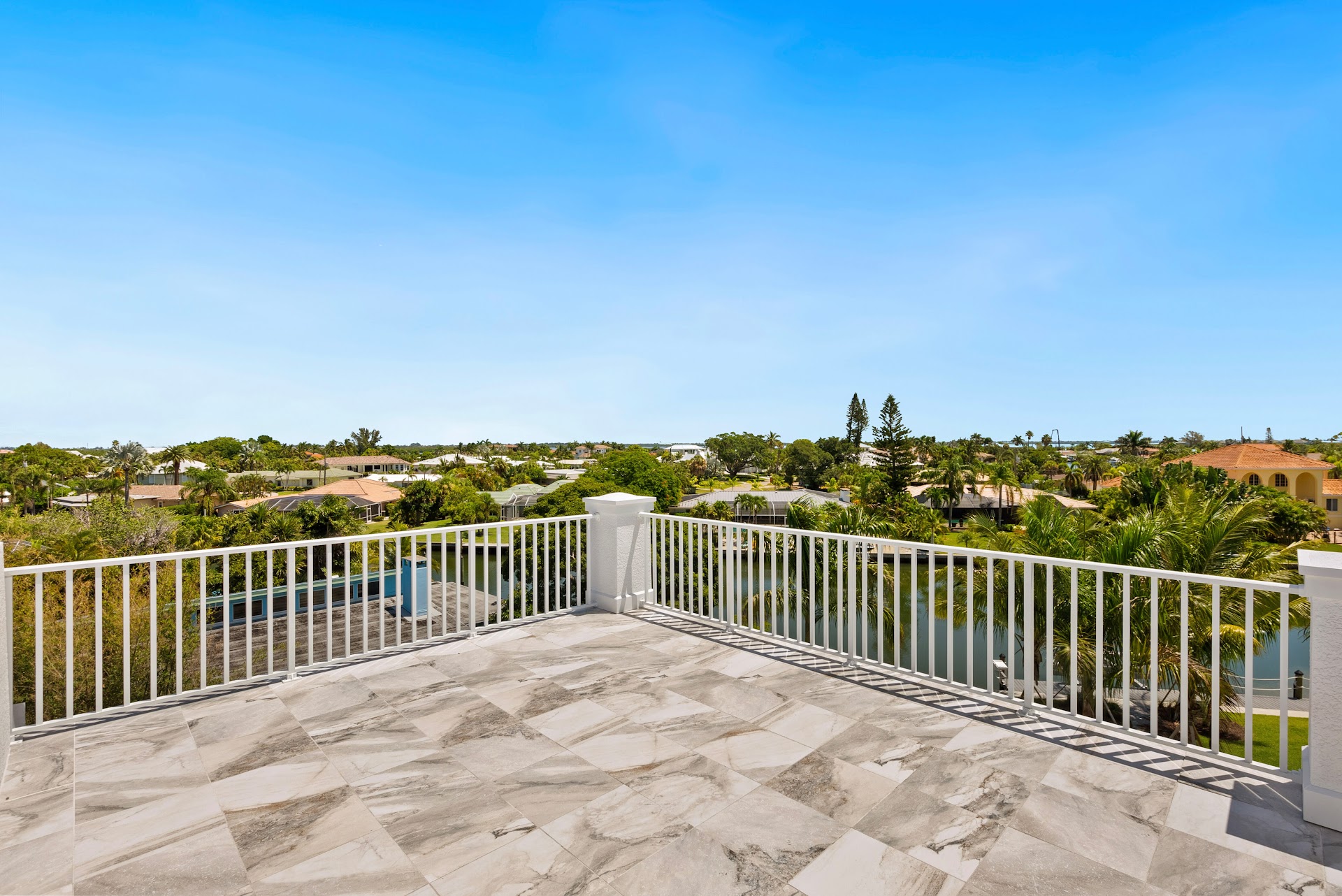 5910 Gulf of Mexico Drive Longboat Key FL 34228 MLS A4627997​ (33)