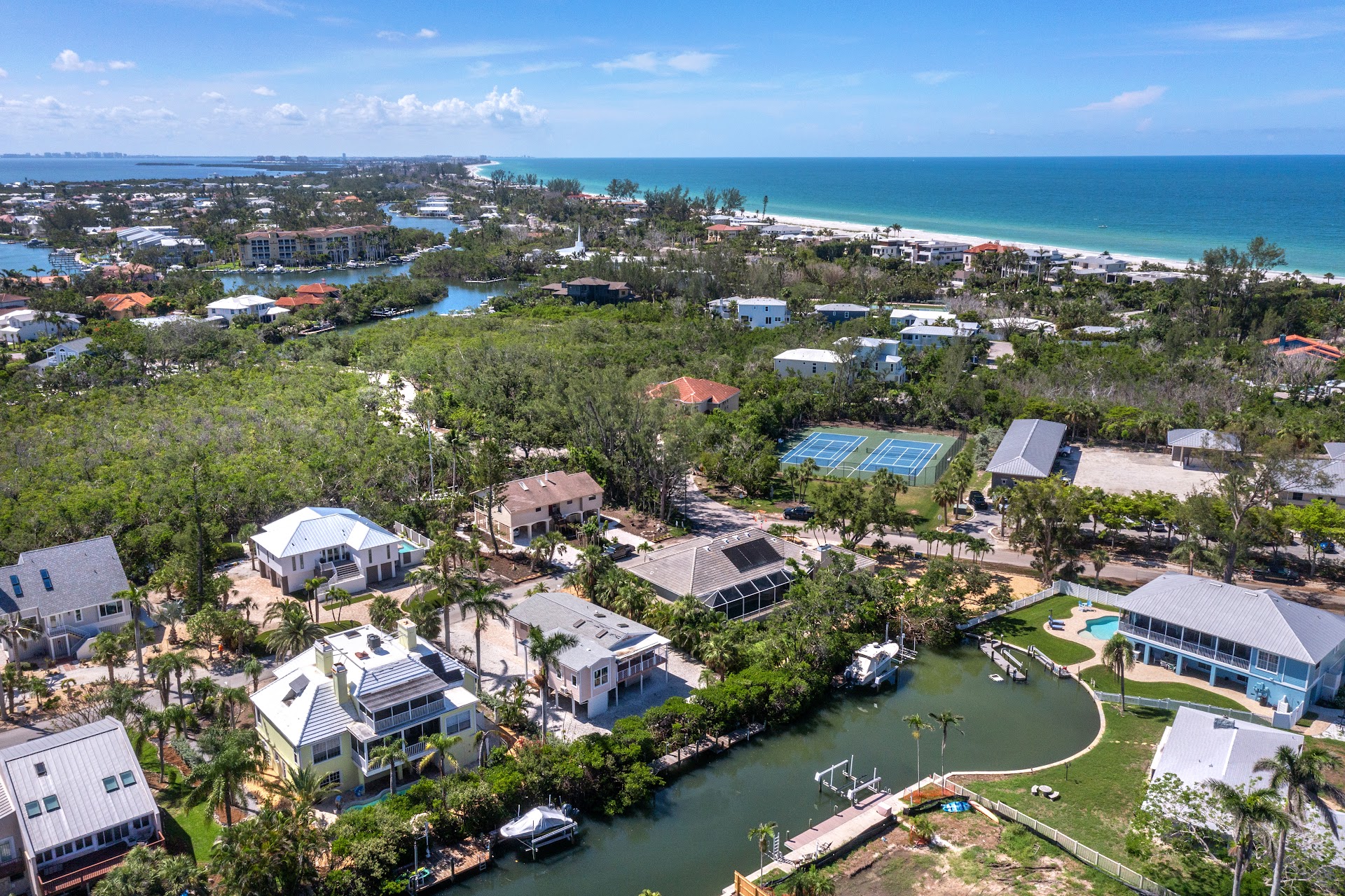663 Penfield St Longboat Key FL 3422l MLS A4656256 (39)