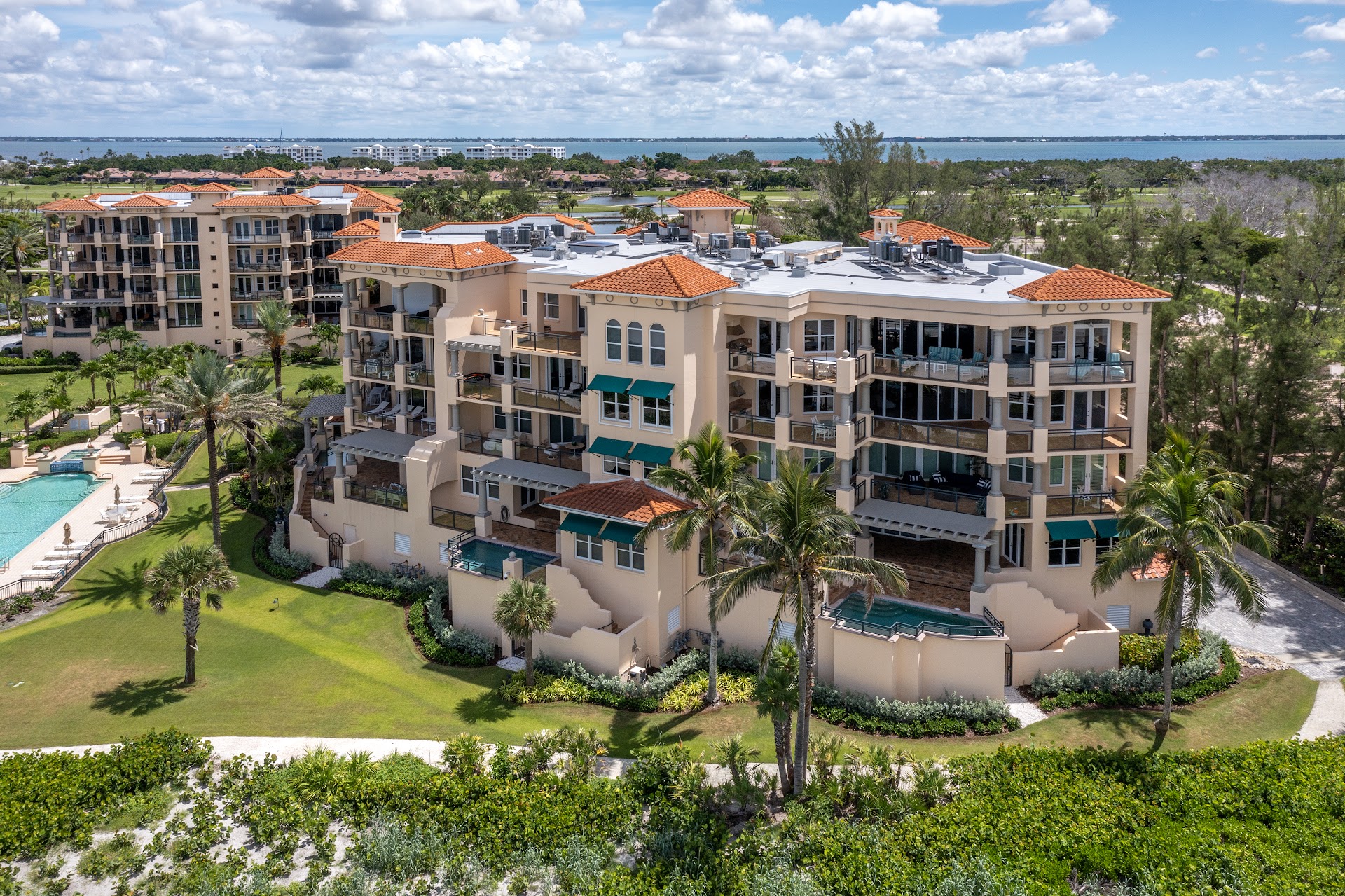 2333 Gulf Of Mexico Dr U 1A3 Longboat Key FL 23442 MLS A4661324 (3)