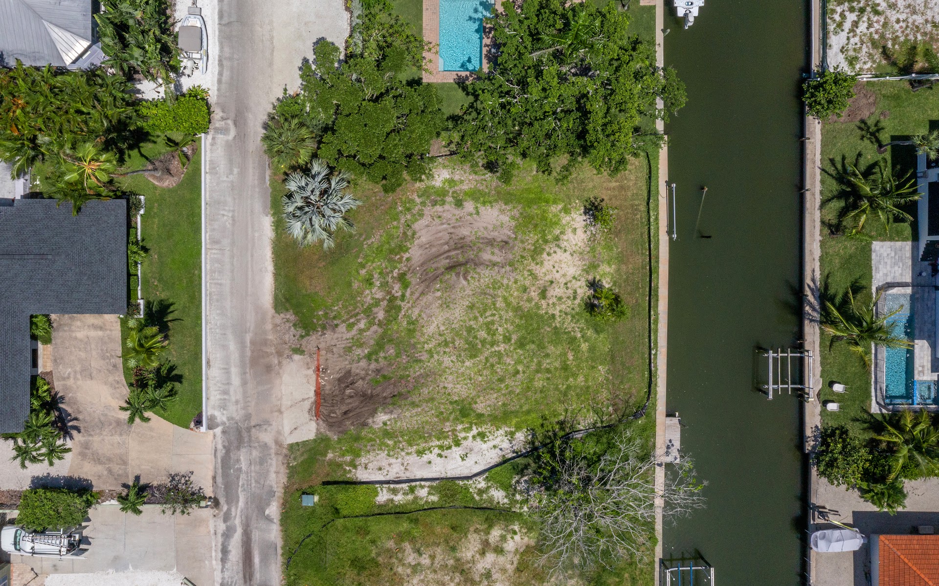 570 De Narvaez Dr Longboat Key FL 34228 MLS A4662673 (6)