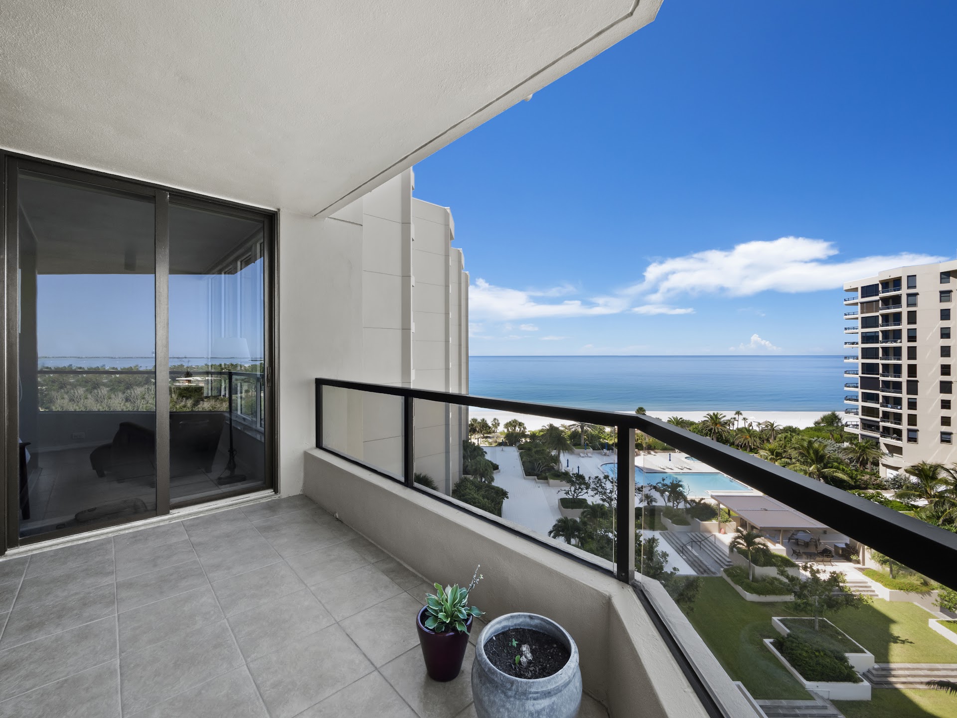 1211 Gulf of Mexico Dr U601 Longboat Key FL MLS A4644113 (4)