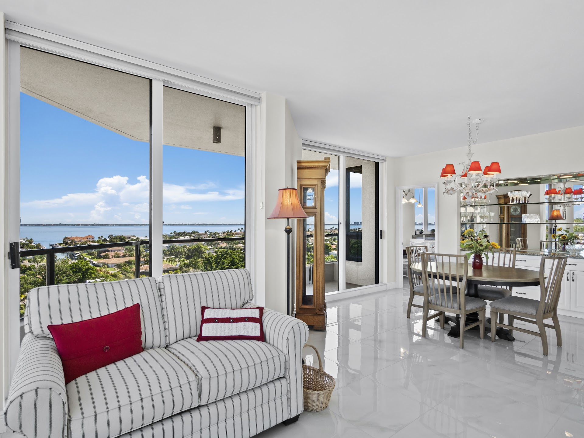 1211 Gulf of Mexico Dr U601 Longboat Key FL MLS A4644113 (8)