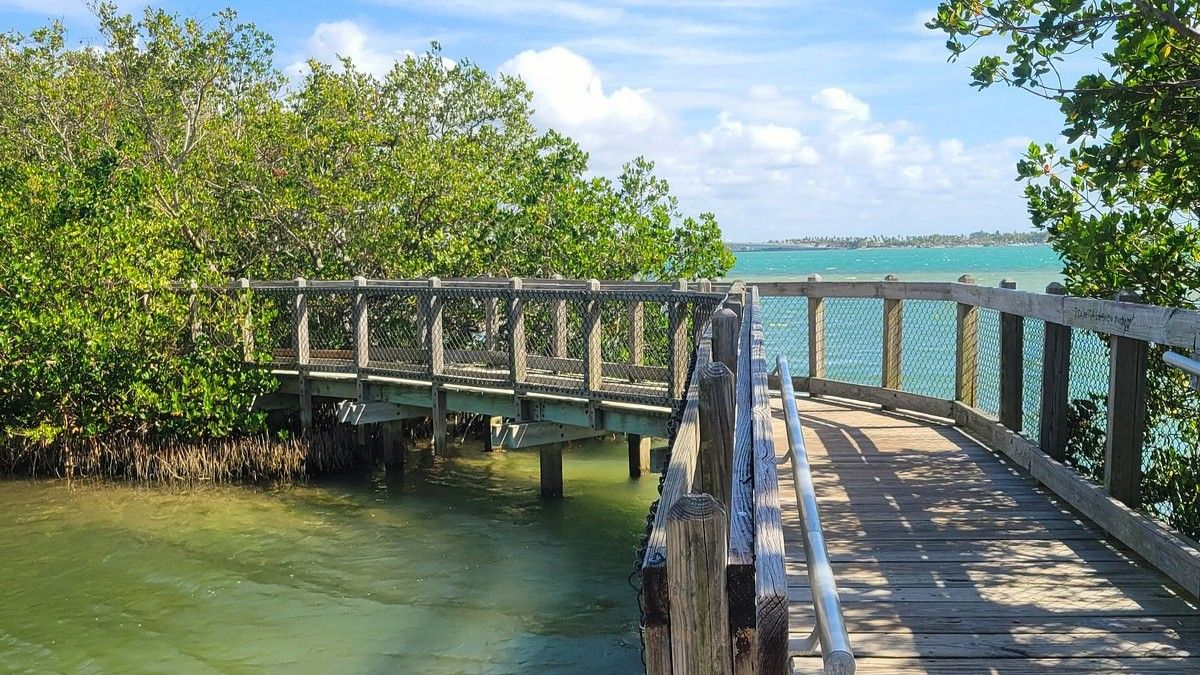 Ken Thompson Park Waterfront Retreat