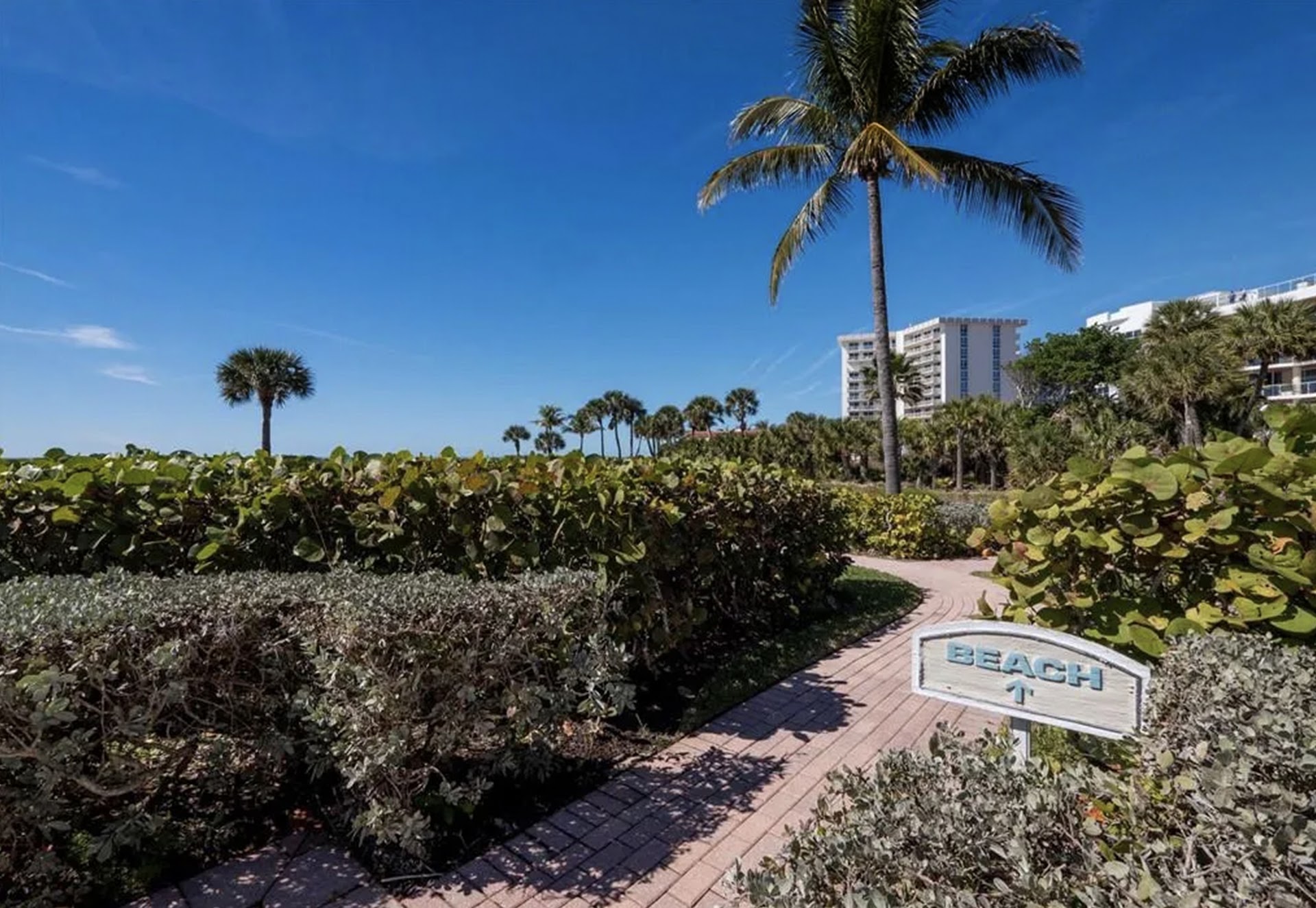 2185 GULF OF MEXICO DR 212 LONGBOAT KEY FL 34228 MLS A4694656 (42)