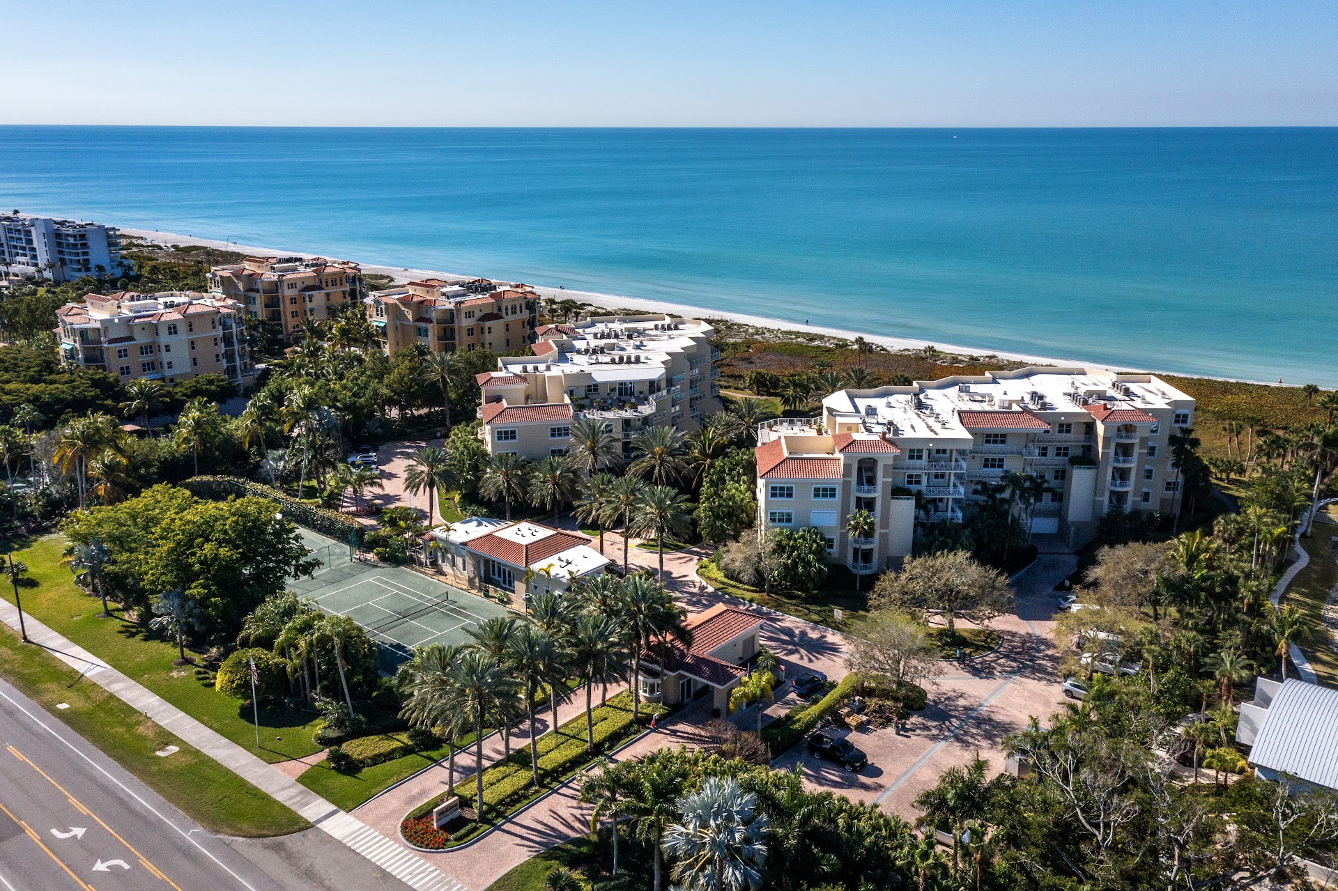 2185 GULF OF MEXICO DR 212 LONGBOAT KEY FL 34228 MLS A4694656 (49)