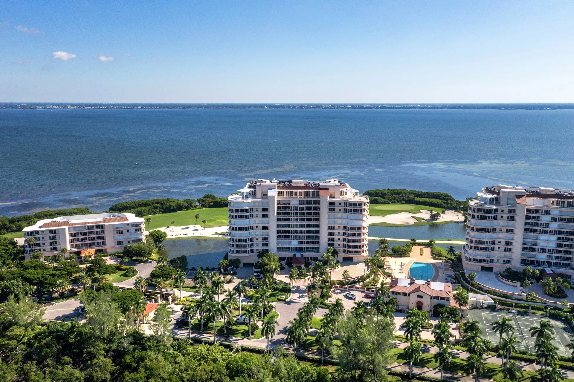 3060 Grand Bay Blvd #124 Longboat Key FL 34228 MLS A4708182 (2)