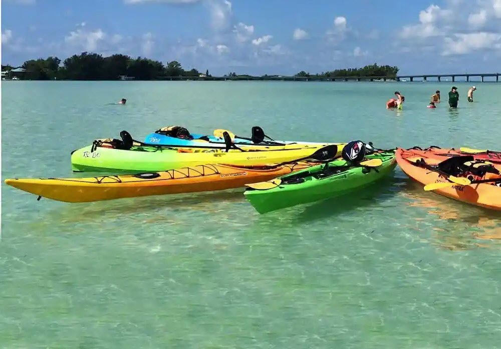 Kayaking Longboat Pass